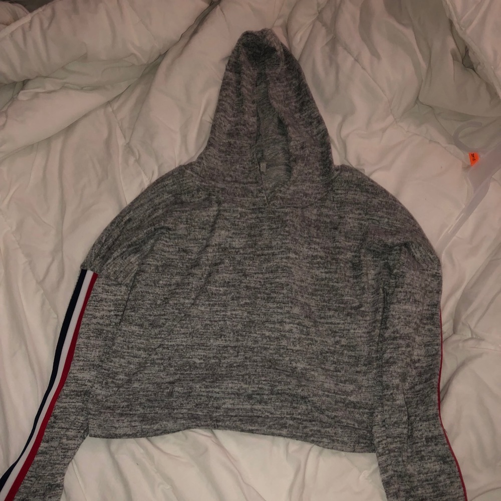 Crop top sweater